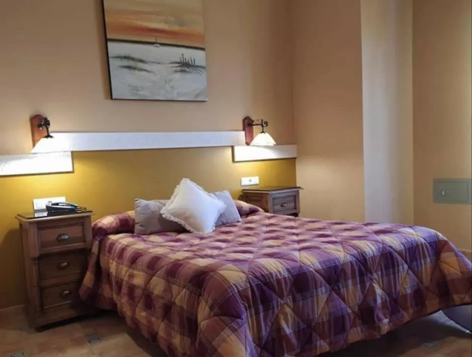 **  Hotel Sierra de Araceli Lucena Spanien